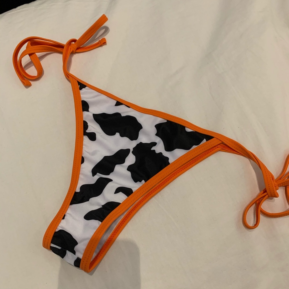 SHEIN Cow Print Bikini Bottom 🐮